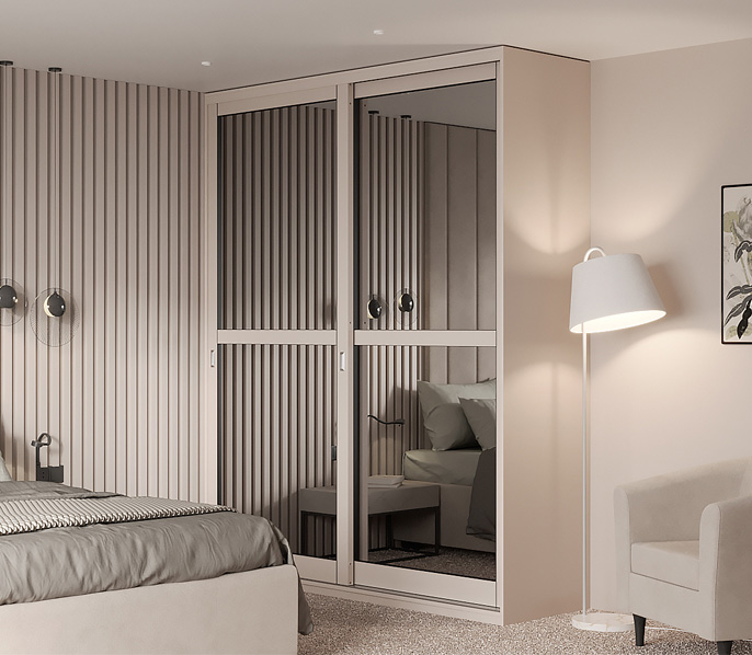 Двухдверный шкаф-купе зеркальный на балкон