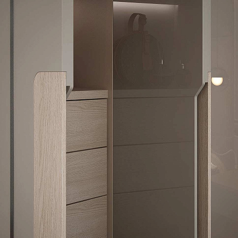 Шкаф в спальню с ящиками в глянце - детальное фото № 2