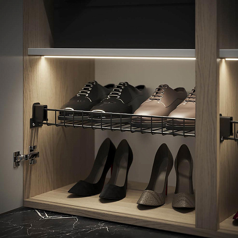 Белый шкаф на балкон со стеллажом - детальное фото № 3