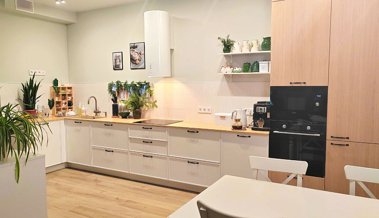 Шестиметровая кухня в новостройке бизнес-класса