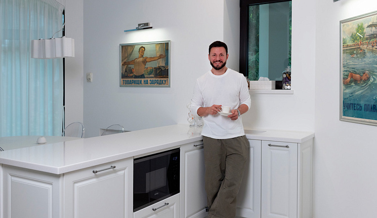 Вячеслав Манучаров: «Я хотел классическую белую кухню, и мне ее сделали за 14 дней»