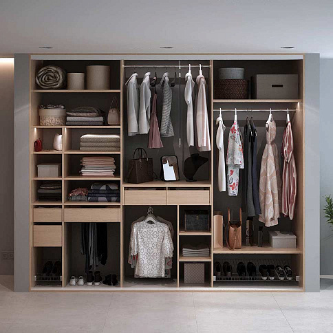 Трёхдверный встроенный шкаф-купе - детальное фото № 6